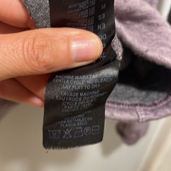 KUHL woman’s purple long sleeve sweatshirt - Picture 10 of 12